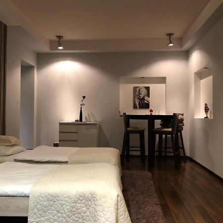 Apartament Tipton Daire Jelenia Gora Dış mekan fotoğraf