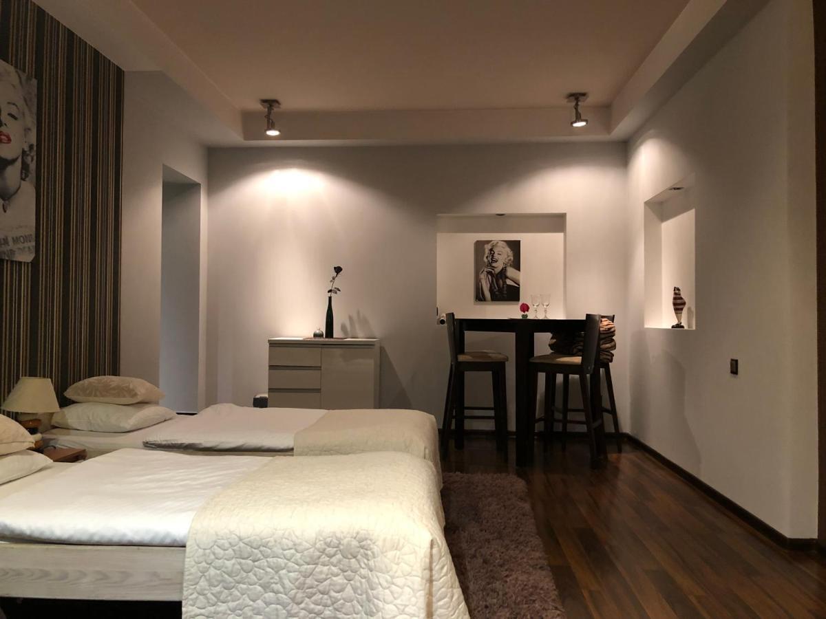 Apartament Tipton Daire Jelenia Gora Dış mekan fotoğraf